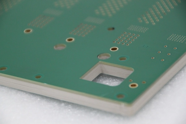 다층 PCB 조립 솔루션: 성능 및 신뢰성 향상